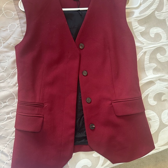Zara Jackets & Blazers - Zara Deep Burgundy Women's Tailored Vest
